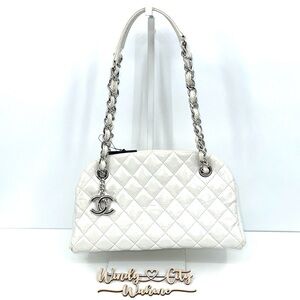 Authenticated CHANEL Mademoiselle Shoulder Chain Bag- White/Silver